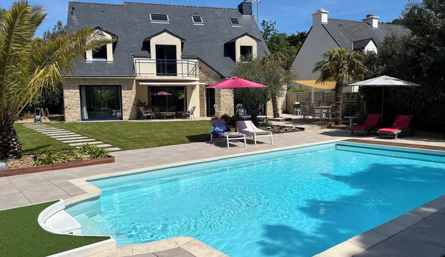 Belle Villa Avec Piscine, Proche Plage et Commerces, Pour 8-10 Personnes,