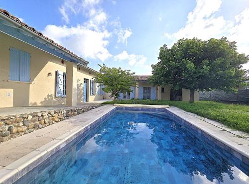 Belle Villa au cœur du frontonnais - Cœur de village - Piscine, jardin et terrasses privés - Climatisation - 8 personnes - 5 lits