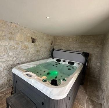 Belle villa avec spa et sauna