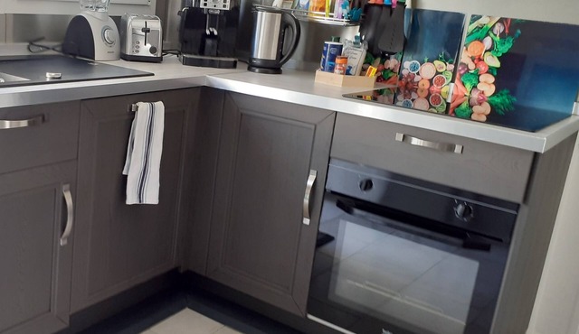 Belle Villa Claire et Spacieuse Avec Piscine Chauffée et Sécurisée