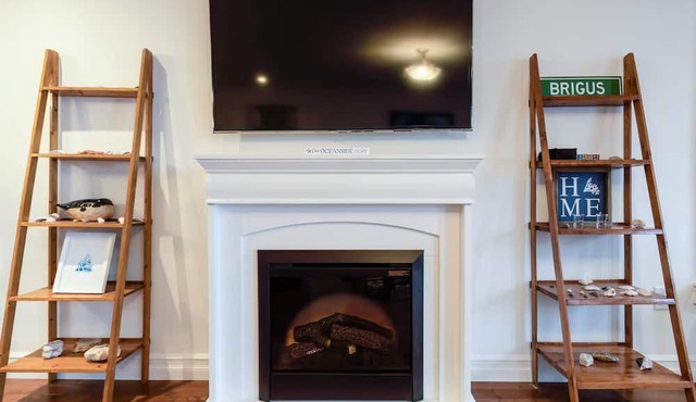 Belle Vue Cottage, An Expansive Ocean-View, Limited Mobility Friendly Home