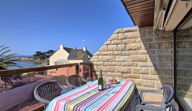 Belle Vue Mer et Groix by Interhome