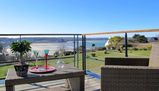 Belle vue sur mer by Interhome