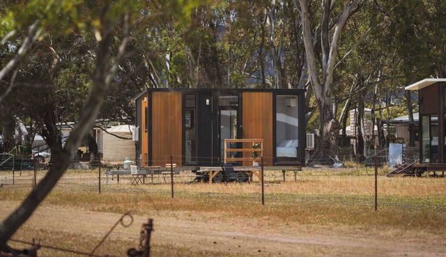 Bellellen Park 1 by Tiny Away