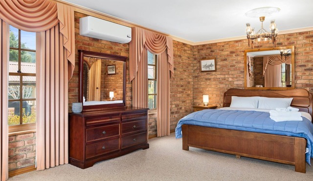 BELLENOR - Spacious Family Home Perfect for Dual Families