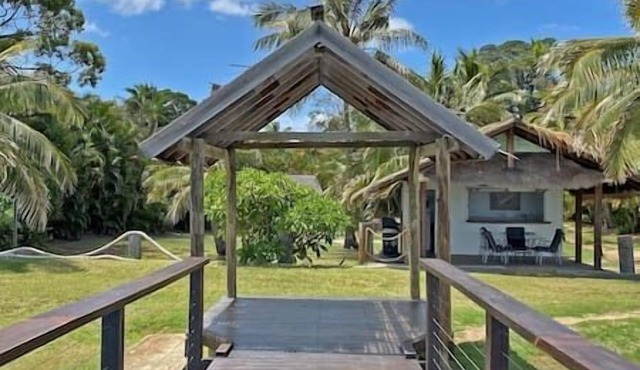 Belles on Ballow - Lorikeet Lodge