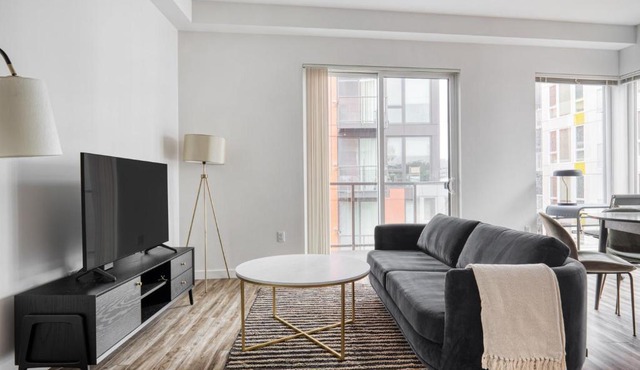 Bellevue 2BR w BBQ Gym WD nr Spring District SEA-225