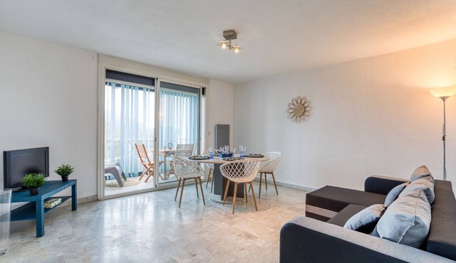 bellevue apartment – ​on the port terrace and wifi