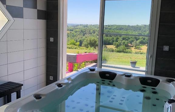 Bellevue au calme avec spa intérieur