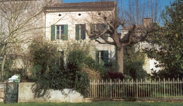 Bellevue de la Rive Gauche sublime avec du vin