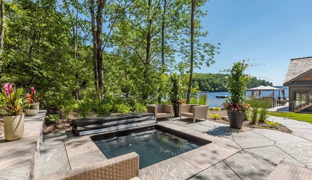 Bellevue Estate - The last of the great Muskoka Estates!