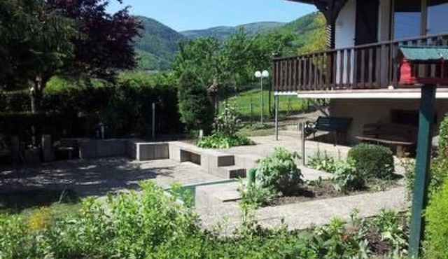 Bellevue mit Große Garten by Interhome