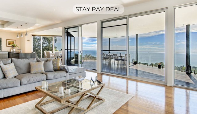 Bellevue Sur Mer in Arthurs Seat with indoor pool