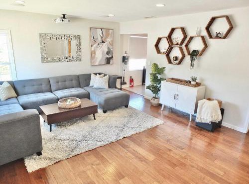 Bellflower Breeze - Charming 3 BDR in Long Beach