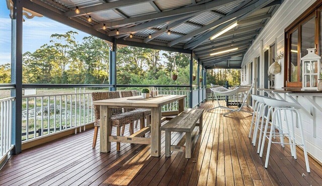 Belli Park Estate: A Luxe Farmhouse Escape for Ten