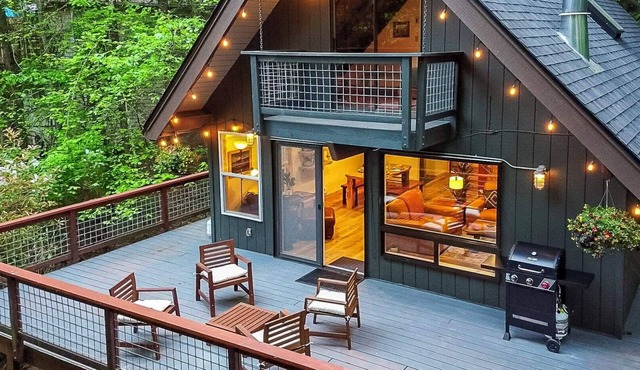 Bellingham A-Frame Hot Tub Firepit Fireplace