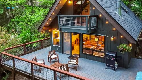 Bellingham A-Frame - Hot tub - Fireplace - Firepit
