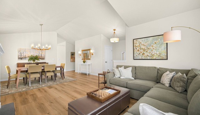 Bellingham Bay View House on Barkley Hill