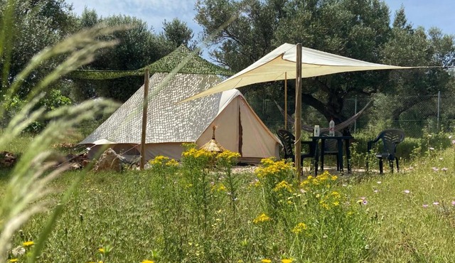 Bellissima Bell Tent - Romantic Glamping Retreat in Nature