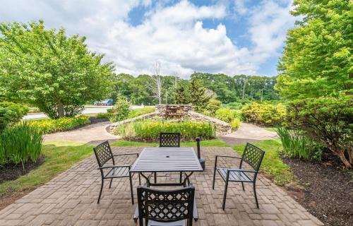 Bellissimo Hotel, Trademark by Wyndham Near Foxwoods Casino