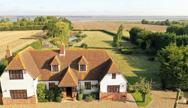 Bellropes Countryside Retreat - sleeps 27 guests in 14 bedrooms