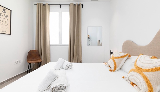 Belmar Apartments A. WiFi + A/C + 6 Pax