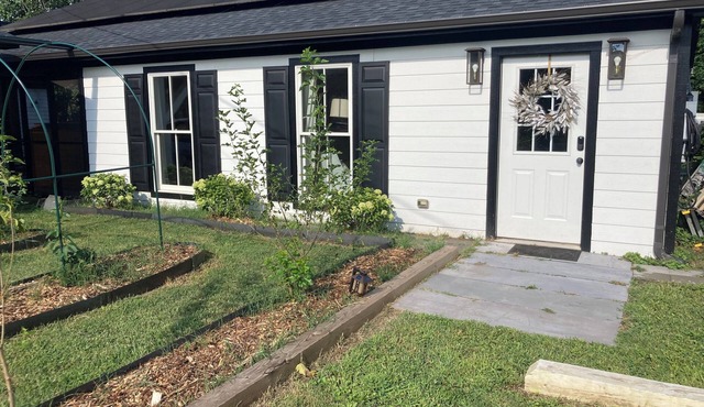 Belmont Carriage House