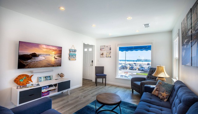 Belmont Shore Beach Stays for 31+ nights - Lowest daily rate for beachfront