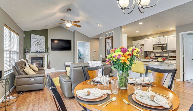 Beloit Home w/Deck: 3 Mi to Health System Campus