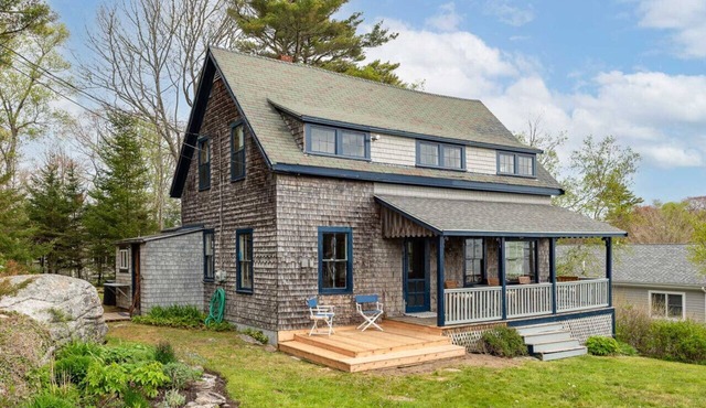 Beloved family home in Boothbay Harbor!