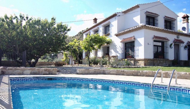 Belvilla by OYO Casa Almendro
