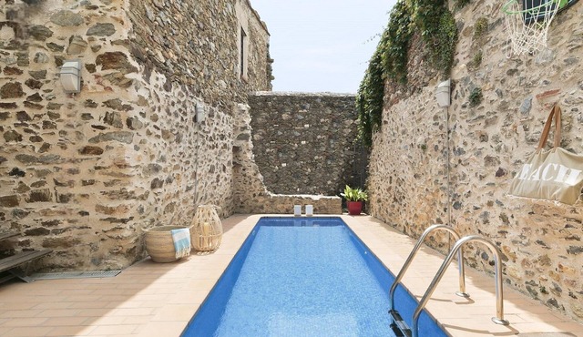 Belvilla by OYO Holiday home in Garriguella