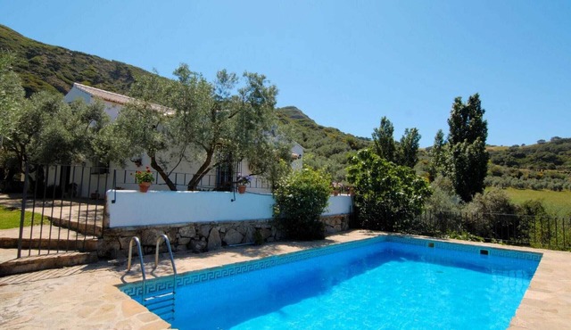 Belvilla by OYO Cortijo Los Olivos