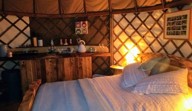 Bembridge Harbour Yurt - Log Burner - WiFi