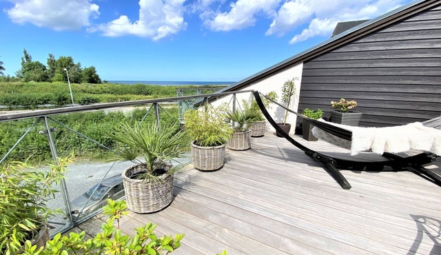 "Bena" - 150m from the sea by Interhome