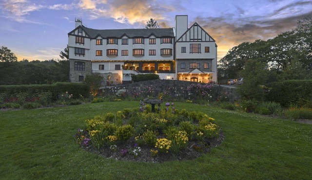 Benbow Historic Inn