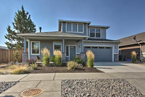 Bend Home with Patio and Fire Pits Less Than 3 Mi to Dtwn