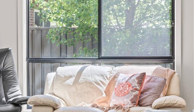 Bendigo Guest Suite Getaway: Free WiFi & Parking