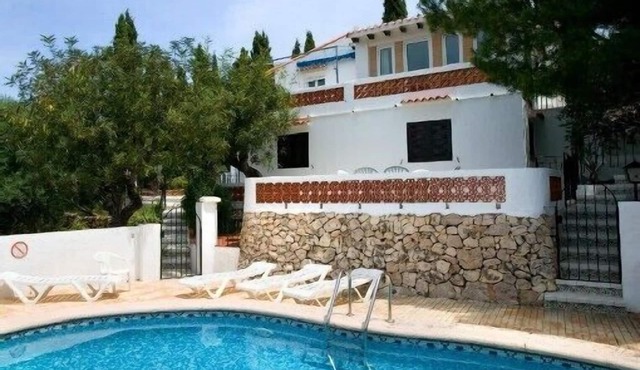 Benicasa Villa with two bedrooms and a private pool.