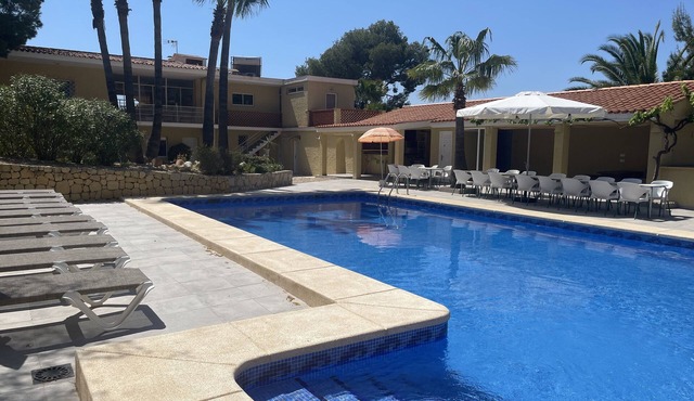 Benidorm. Private villa with pool & air conditioning. Sleeps up to 25.