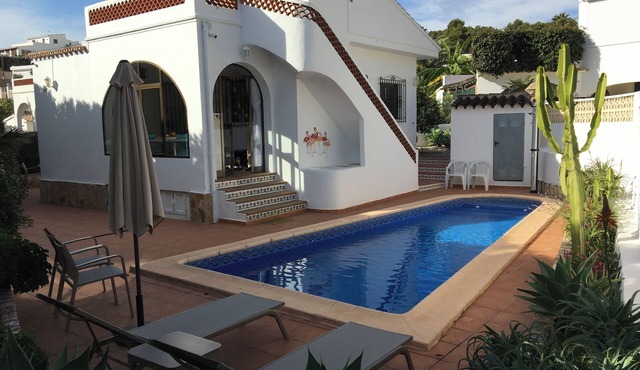 Benissa Vacation villa rental near beach, private pool, internet access, aircon