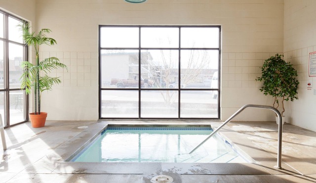 Benny's Colville Inn