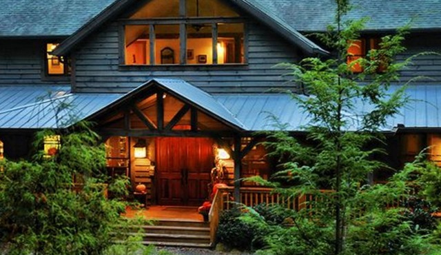 Bent Creek Lodge Bed & Breakfast