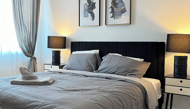 Bentley Commons Fallsview Towns