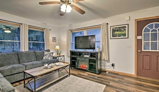 Benton Cottage about 1 Mi to Ricketts Glen Trails