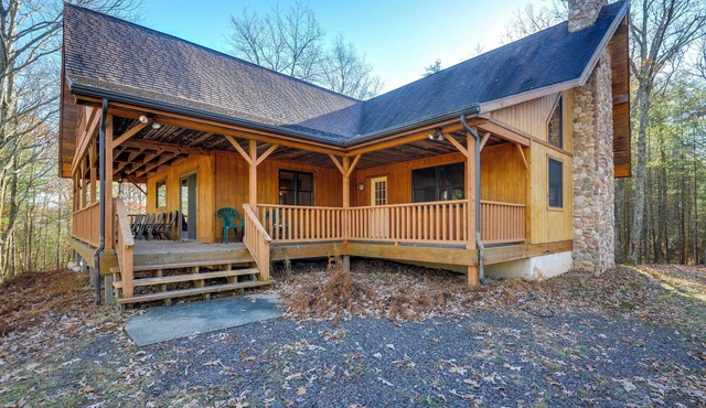Benton Home on 50 Acres w/Private Deck & Views!