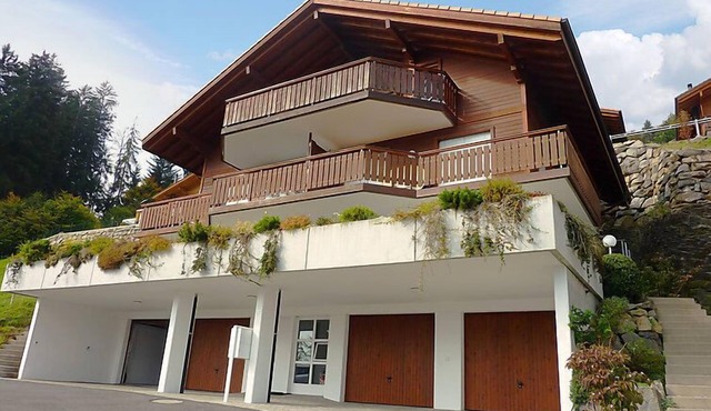 Berg-Seeblick by Interhome