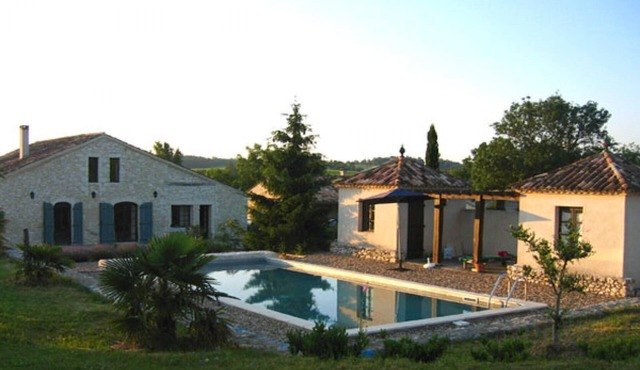 BERGERAC in the South (25km) CHARMING GITE with swimming pool 11x5 m