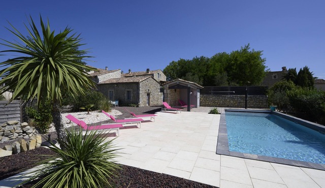 Bergerie 7ch, Lussan (Uzès), swimming pool