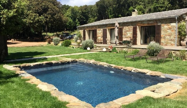 Bergerie du Cap Corse Avec Piscine Chauffée, Cuisine D'été et Jardin Arboré !